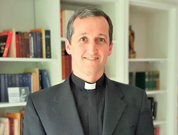 el padre Juan Llavallol es el Vicario Regional del Opus Dei de la nueva Region del Plata que integra Argentina Paraguay Bolivia y Uruguay